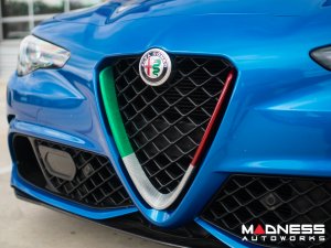Alfa Romeo Giulia Front V Shield Grill Frame - Carbon Fiber - Italian Theme - QV Model - Feroce Carbon Alfa Romeo Giulia Front V Shield Grill Frame - Carbon Fiber - Italian Theme - QV Model - Feroce Carbon